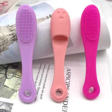 Facial Nose Por Cleaner Brush (2 Pcs)